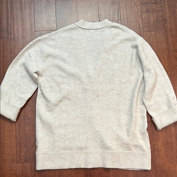 H&M Divided Women’s Boxy Oversized Wool Blend Cardigan Sweater, Size M - Picture 7 of 11